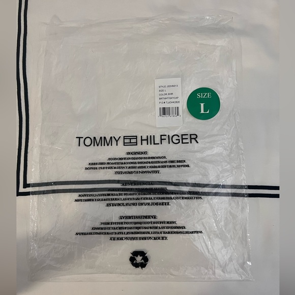 Tommy Hilfiger / Women's Striped Ruffled-Sleeve Top - Picture 8 of 9